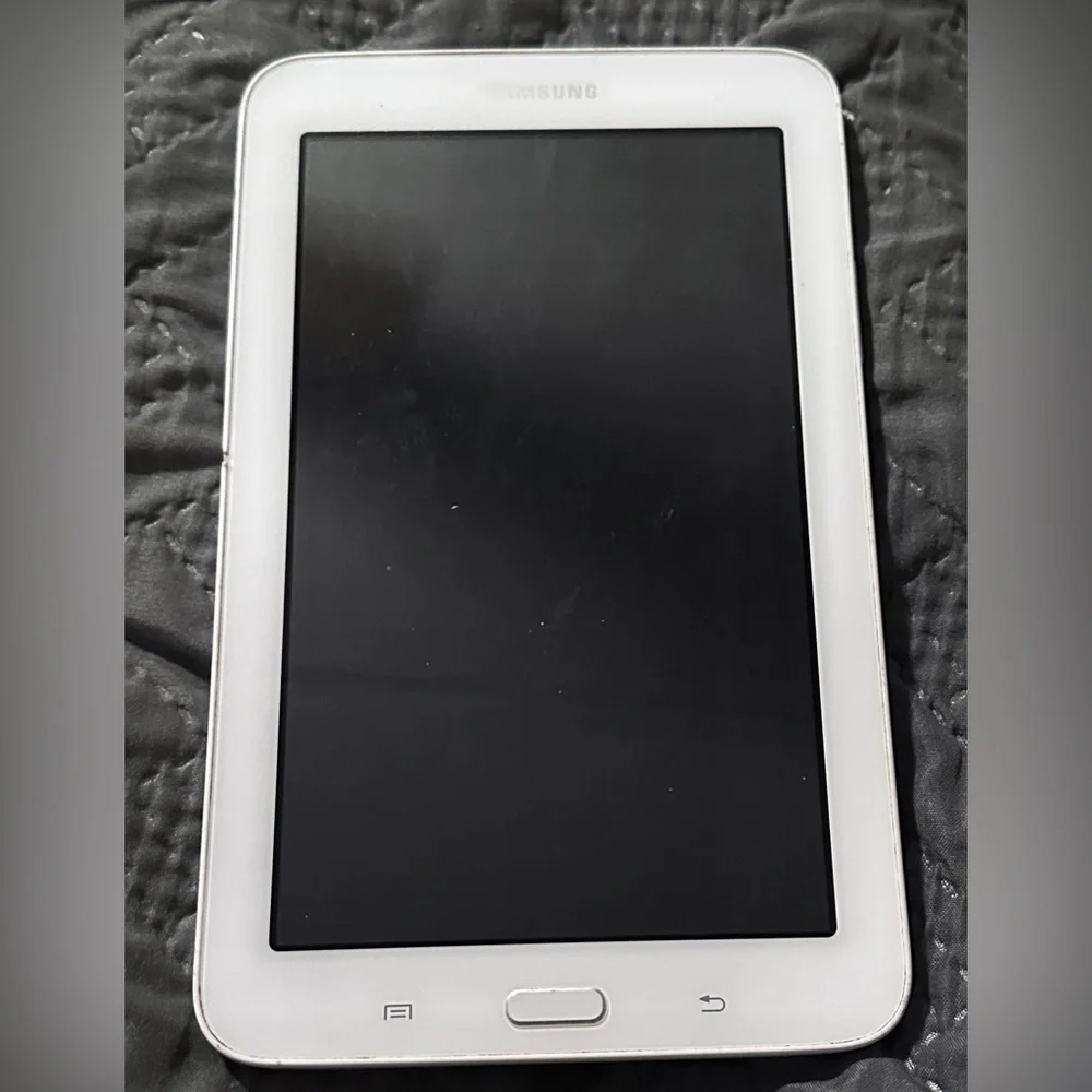 Samsung Galaxy Tab 3 LITE T110
